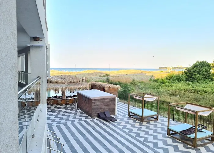 Happy アパート プリモルスコ